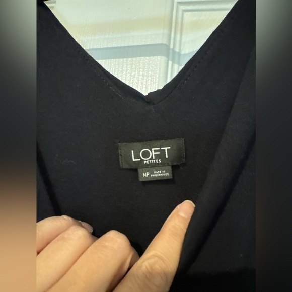 Loft Black Sleeveless Pant Jumpsuitsuit with pockets size medium petite - Picture 5 of 8